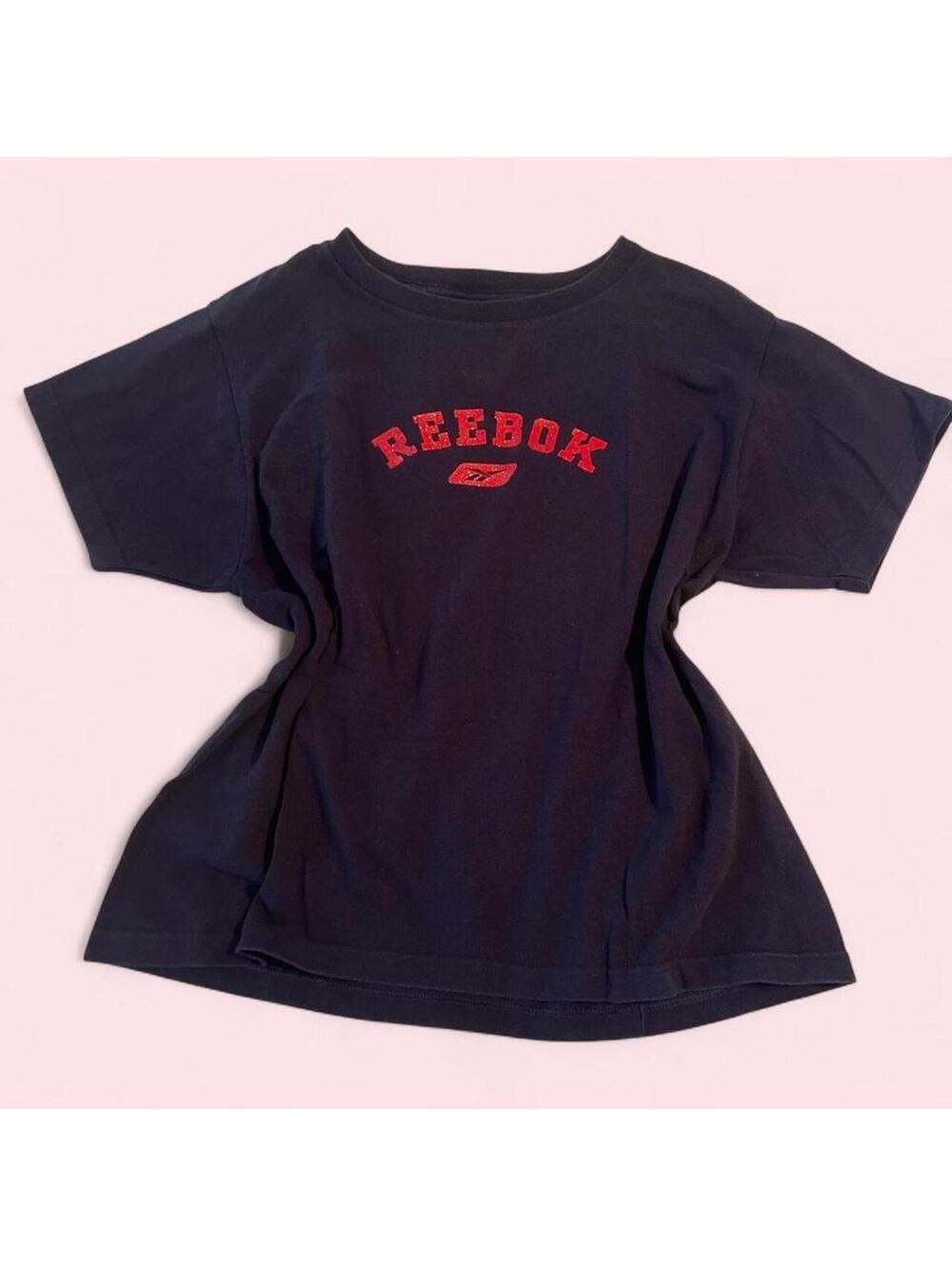 Reebok Women's Navy and Blue Tshirt